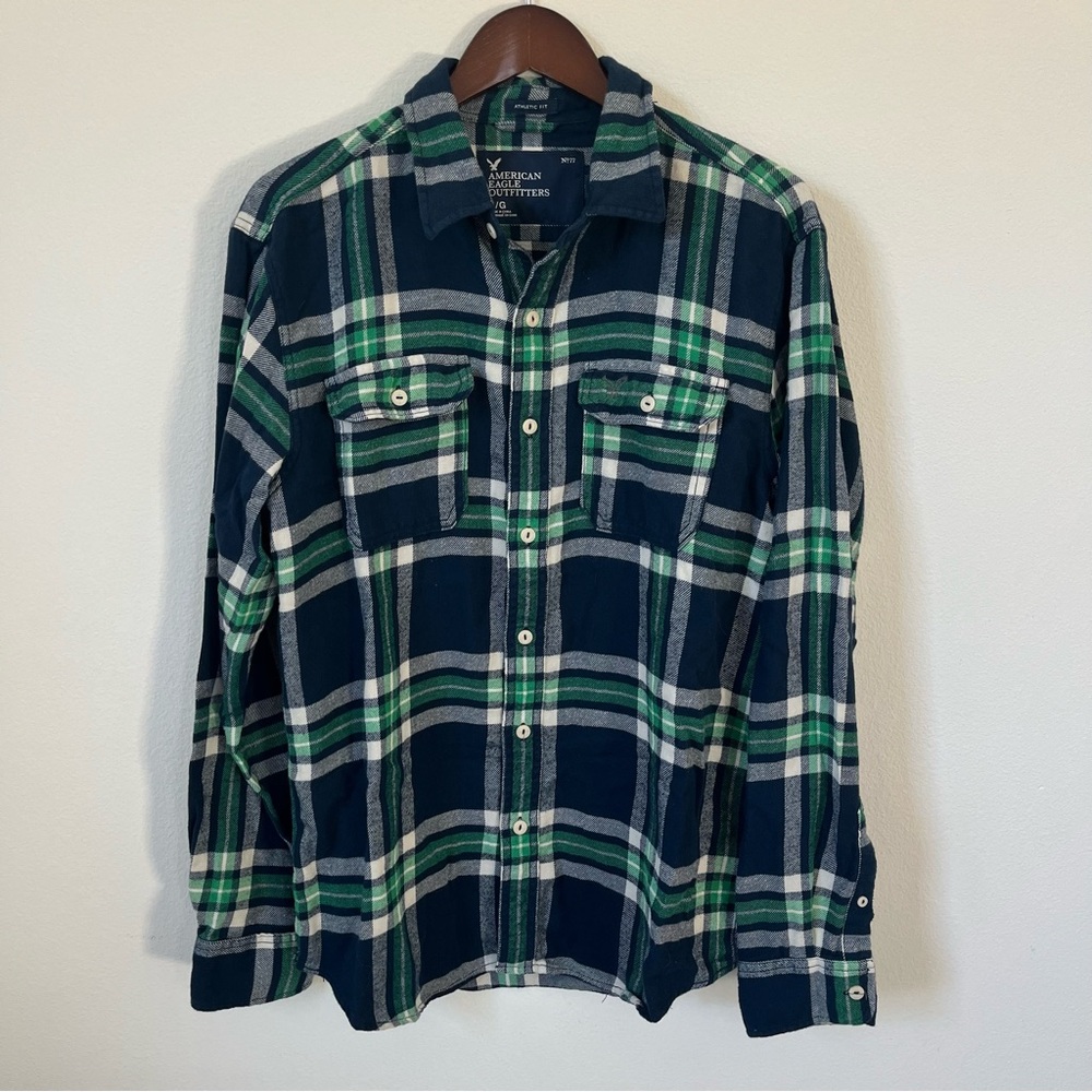 M’s American Eagle Outfitters Button Up Flannel, Large
